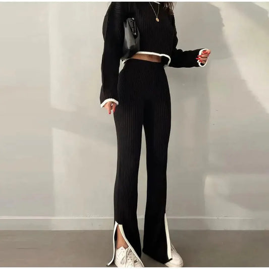 WOME'S LILLY SWEATER AND PANT SET