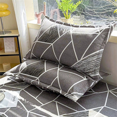 3pcs Printed Bedding Set: 1pc Bed Sheet + 2pcs Pillow Cases, Dust-Proof All-Season Home Textile Set, Suitable For Double Bed & Single Bed Dorm Room (Excluding Filler)