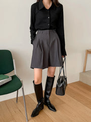 RIBBED KNIT BUTTON FRONT TEE