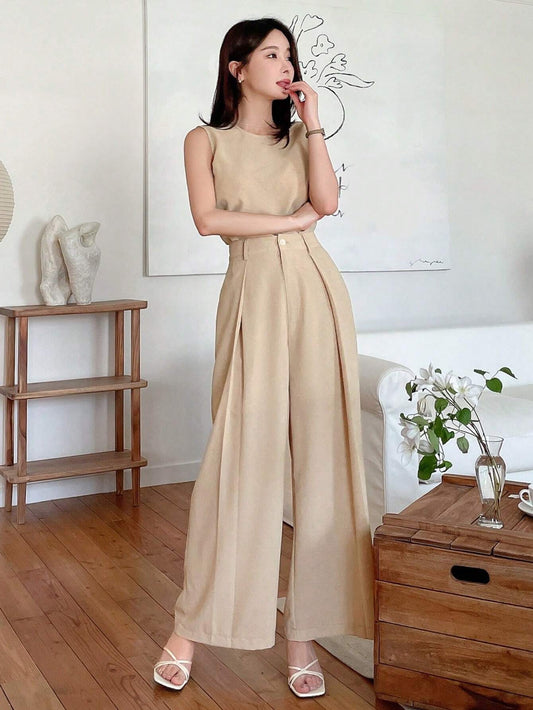 WOMEN SOLID SLEEVELESS TOP AND WIDE LEG PANTS